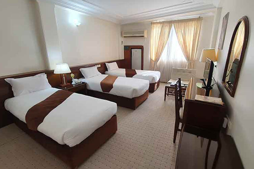 هتل آتیلار ۳ بندرعباس - اتاق سه تخته
