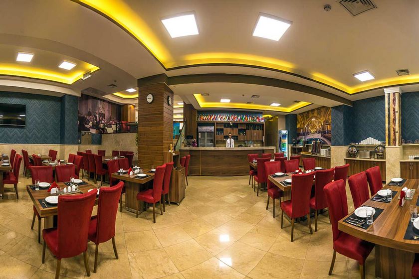 هتل آزادی تبریز - رستوران