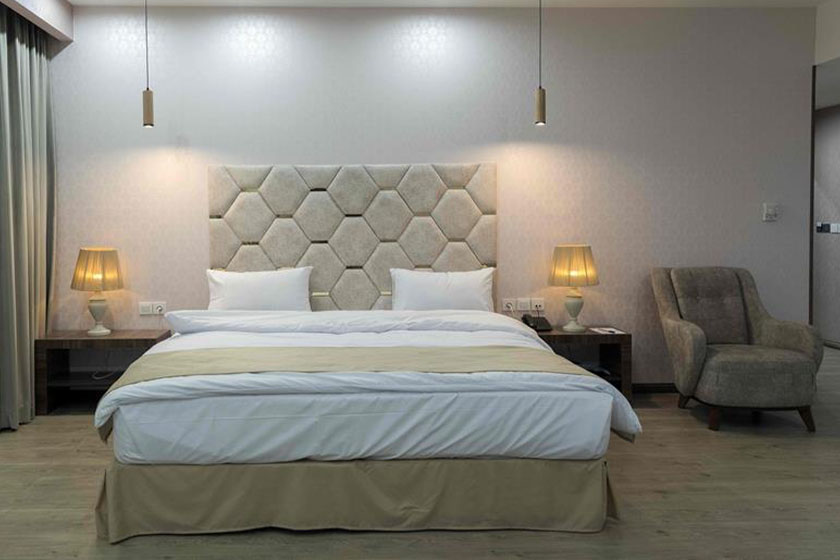 هتل یاکاموز اردبیل - اتاق دو تخته