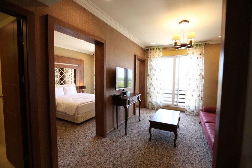 هتل رسپینا لاهیجان - سوئیت یک خوابه دو تخته جونیور