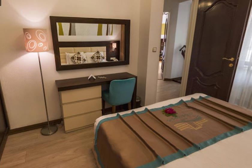 هتل شایگان کیش - سوئیت یک خوابه ویلایی سه تخته