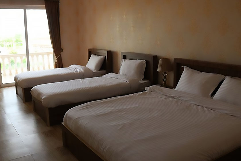 هتل راتینس ماسال - اتاق چهار تخته رو به کوهستان