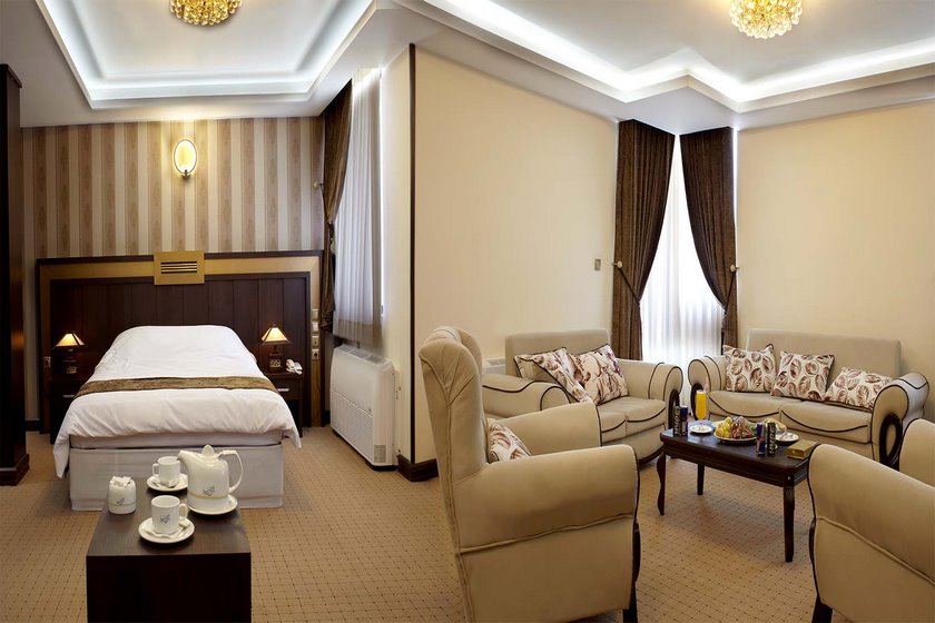 هتل گسترش تبریز - اتاق دو تخته دبل
