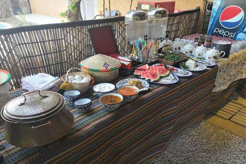 اقامتگاه بومگردی خانه باغ ایرانی شیراز - صبحانه