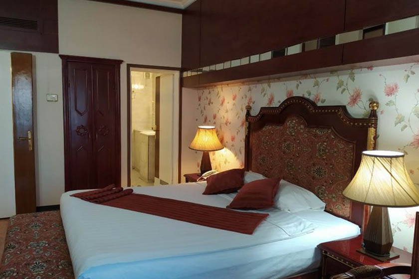 هتل قصرالضیافه مشهد - سوئیت یک خوابه دو نفره قدس