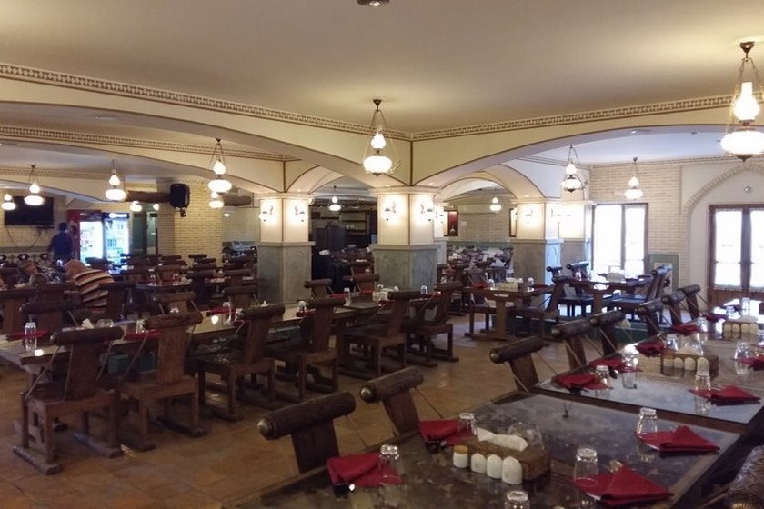 هتل پارتیکان اصفهان - رستوران
