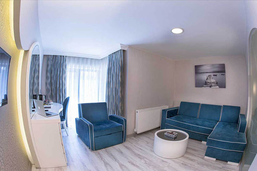 Demonti Hotel Ankara - Suite with Jacuzzi