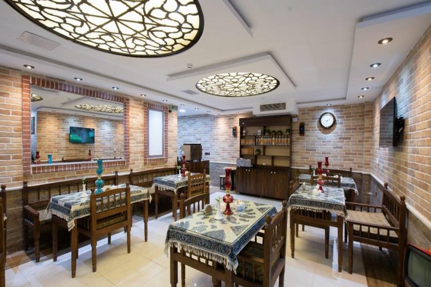 اقامتگاه سنتی بهار نارنج حافظ شیراز - رستوران