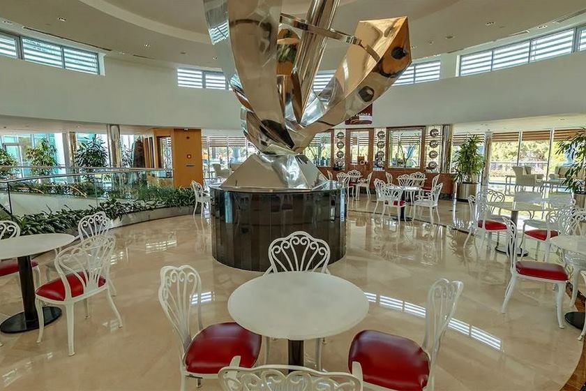 Calista Luxury Resort - Cafe
