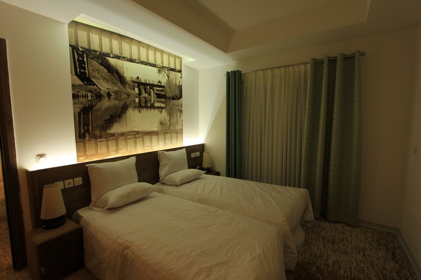 هتل مازرون قائمشهر - اتاق دو تخته VIP