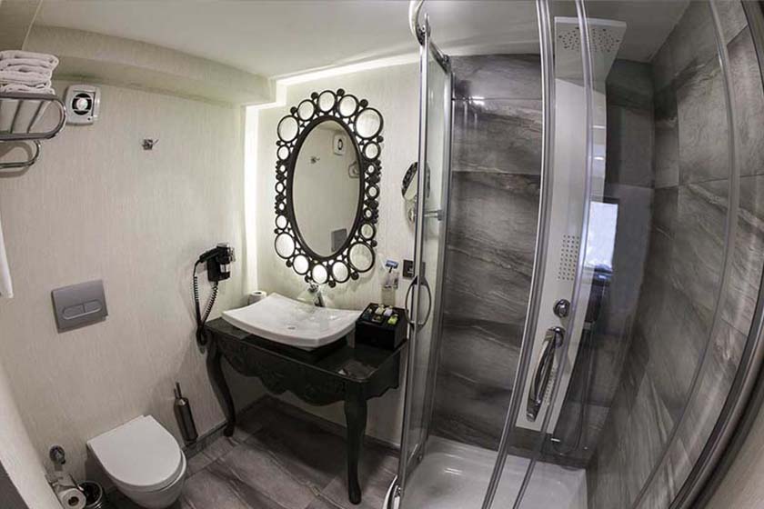 Demonti Hotel Ankara - Comfort Triple Room