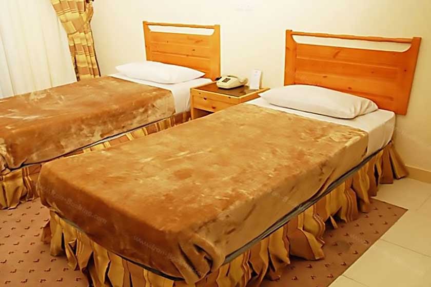 هتل جهانگردی چلندر نوشهر - اتاق دو تخته هتلی