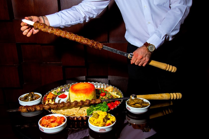 هتل پارسیس مشهد - غذا و نوشیدنی