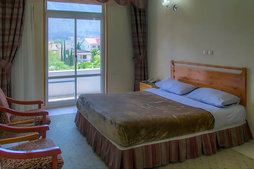 هتل جهانگردی چلندر نوشهر - ویلا دوخواب پنج تخته