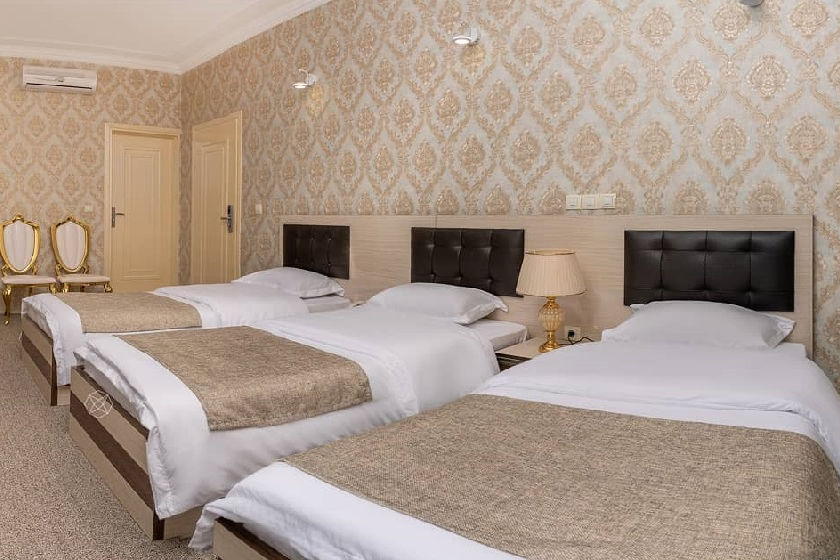 هتل سارای اردبیل - اتاق سه تخته