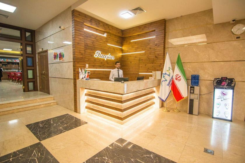 هتل آزادی تبریز - پذیرش