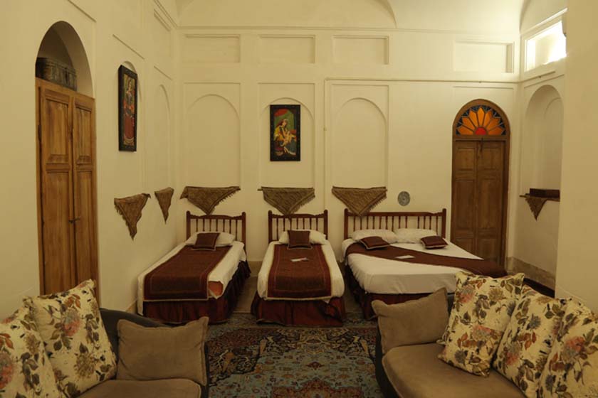 هتل سنتی مهر یزد - اتاق چهار تخته ویژه