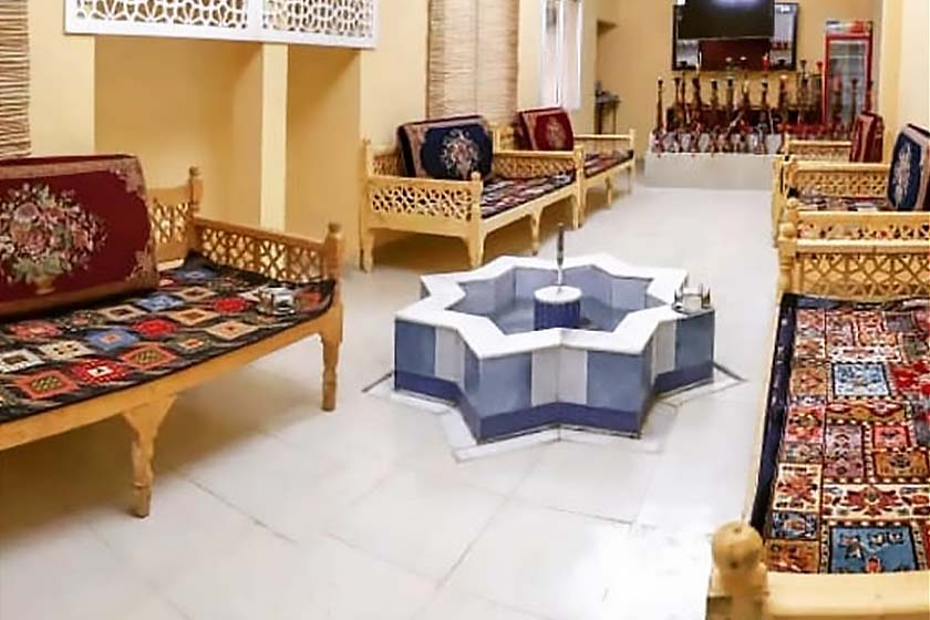 هتل سورن ماهشهر - سفره خانه سنتی