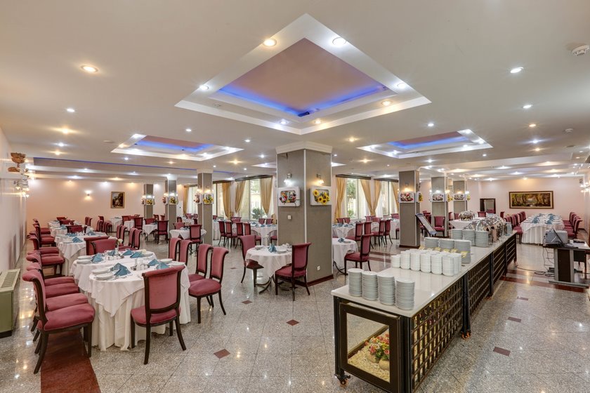 هتل جهانگردی کرمان - رستوران