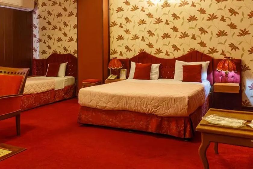 هتل پارک سعدی شیراز - اتاق سه تخته