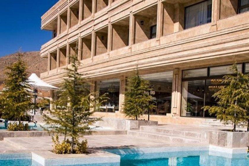 هتل قصر یازده شیراز - نما