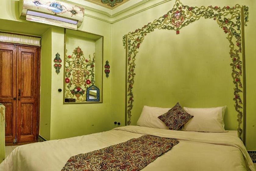 هتل داروش شیراز - اتاق دو تخته برای یک نفر
