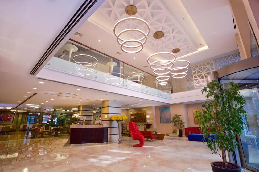 Ramada By Wyndham Istanbul Taksim - Lobby