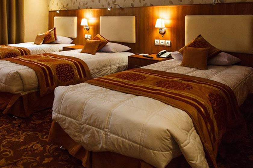 هتل شهر تهران - اتاق سه تخته لوکس