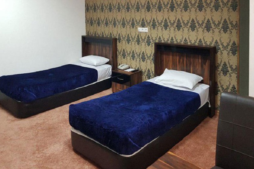 هتل امیر کبیر شیراز - اتاق دو تخته تویین