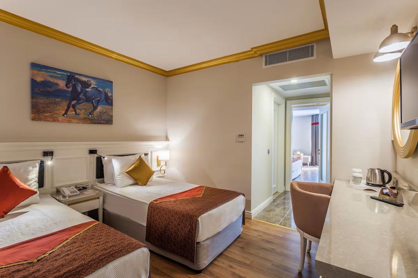 Mary Palace Resort & Spa Antalya - Family Room