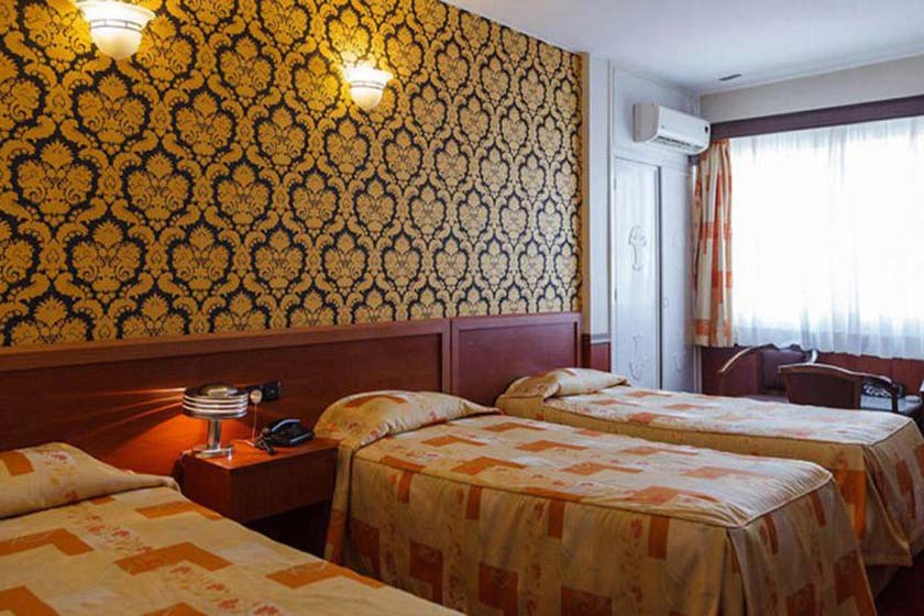 هتل شیراز تهران - اتاق سه تخته