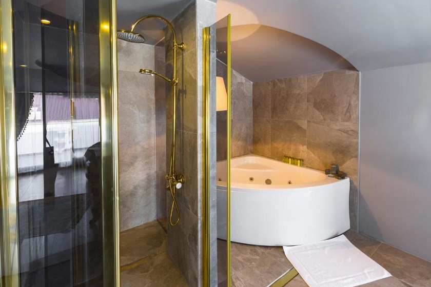 REAL KiNG SUiTE HOTEL Trabzon - Honeymoon Suite
