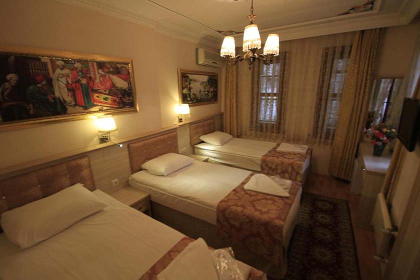 Tashkonak Hotel Istanbul - Triple Room