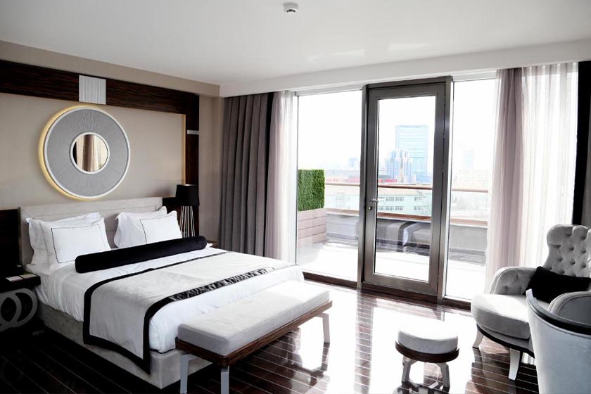 Ramada Hotel & Suites by Wyndham Hotel Istanbul - Suite