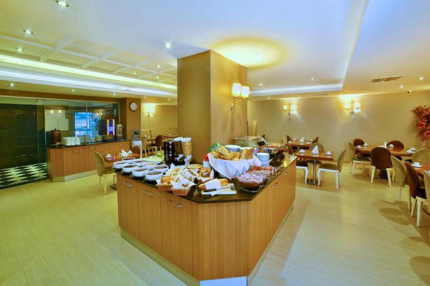 Hotel Grand Emin Istanbul - breakfast