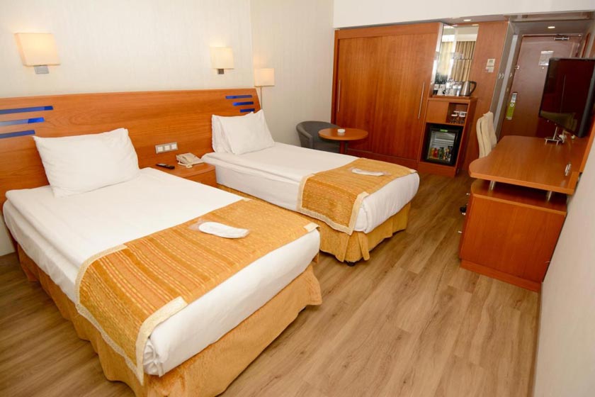 Holiday Inn Istanbul City - Twin Room - Non-Smoking