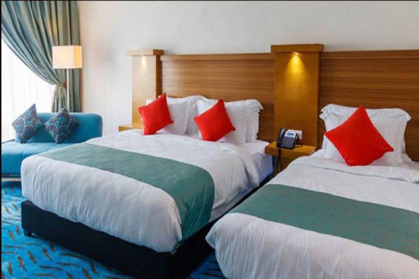 هتل بین المللی کیش - اتاق سه تخته رو به دریا