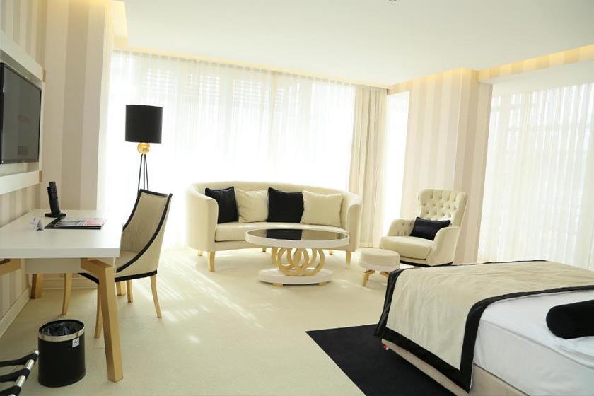 Ramada Hotel & Suites by Wyndham Hotel Istanbul - Corner Double Suite