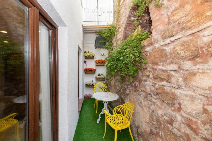 Royan Suites Istanbul - Deluxe Twin Room with Garden Ground Floor