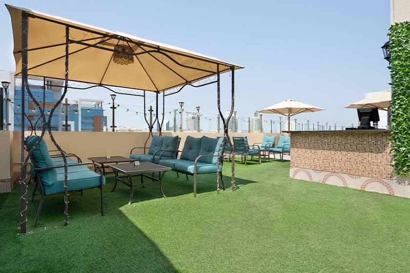 Howard Johnson Plaza by Wyndham Deira Dubai - Bar