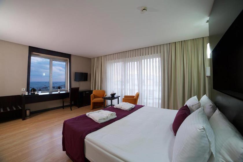  The Hotel Beyaz Saray & Spa istanbul - Deluxe Double Room with Sea View