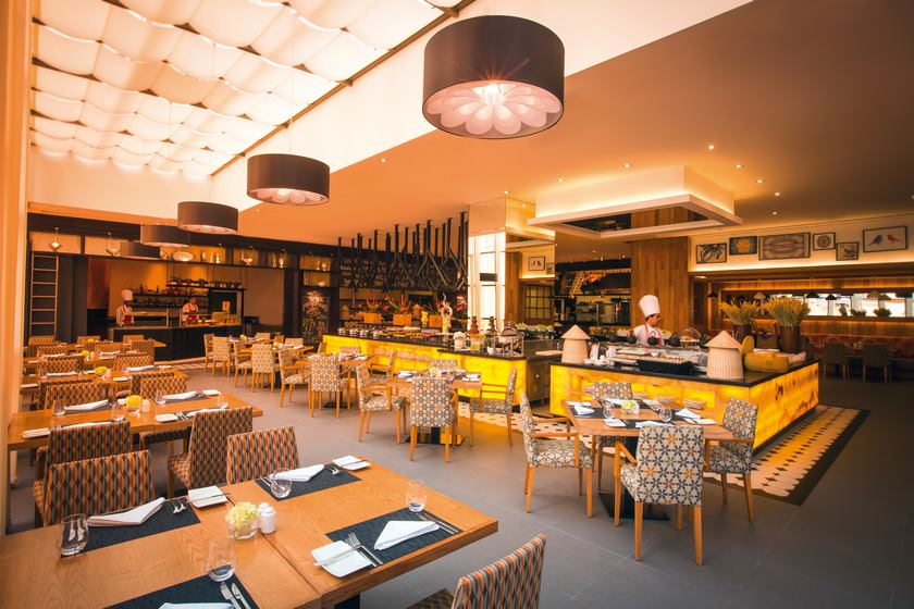 Movenpick Hotel Jumeirah Beach Dubai - Restaurant