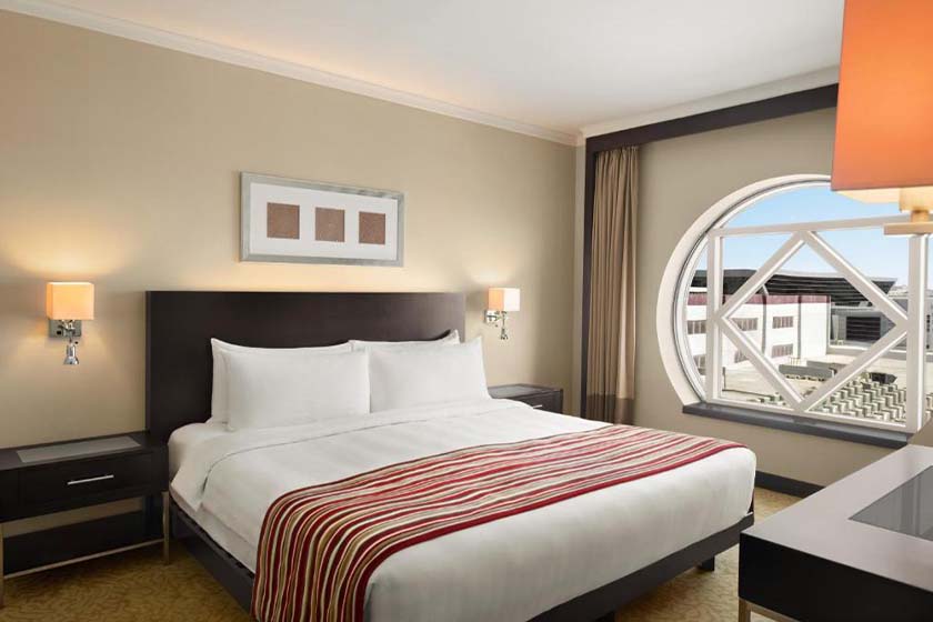 Ramada Plaza by Wyndham Deira Hotel Dubai - Executive King Suite