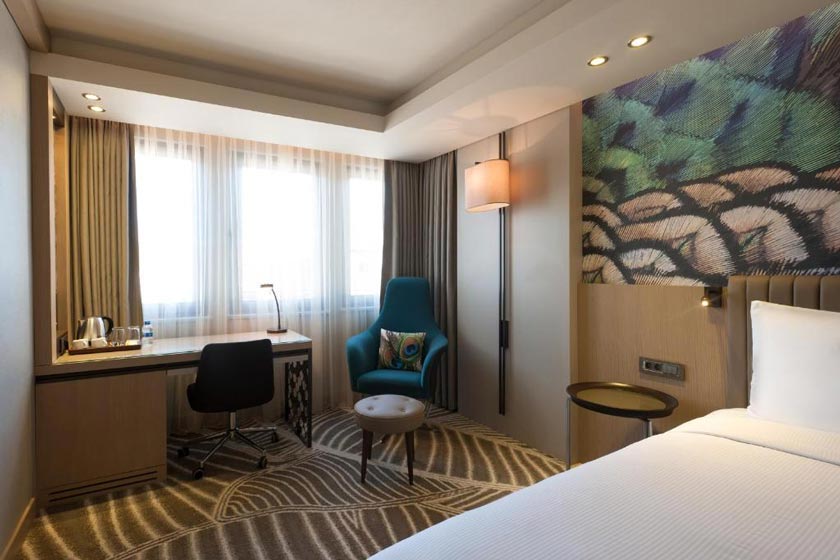 DoubleTree by Hilton Istanbul - Sirkeci - istanbul - Two Bedroom Family Room