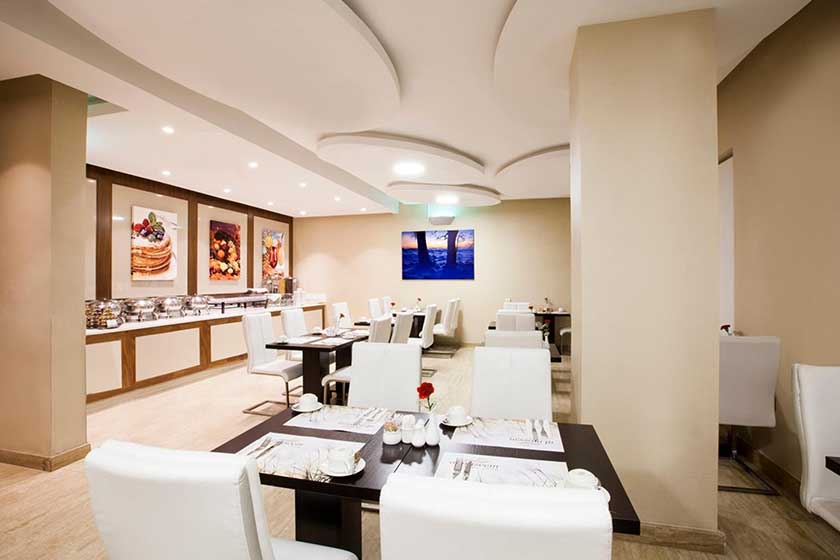 Al Sarab Hotel Dubai - Restaurant