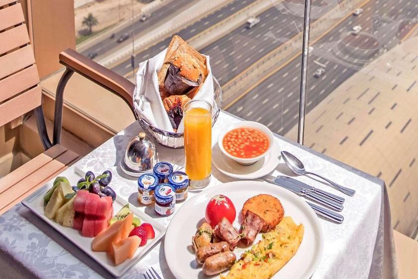 Mercure Hotel Apartments Dubai Barsha Heights Dubai - Breakfast