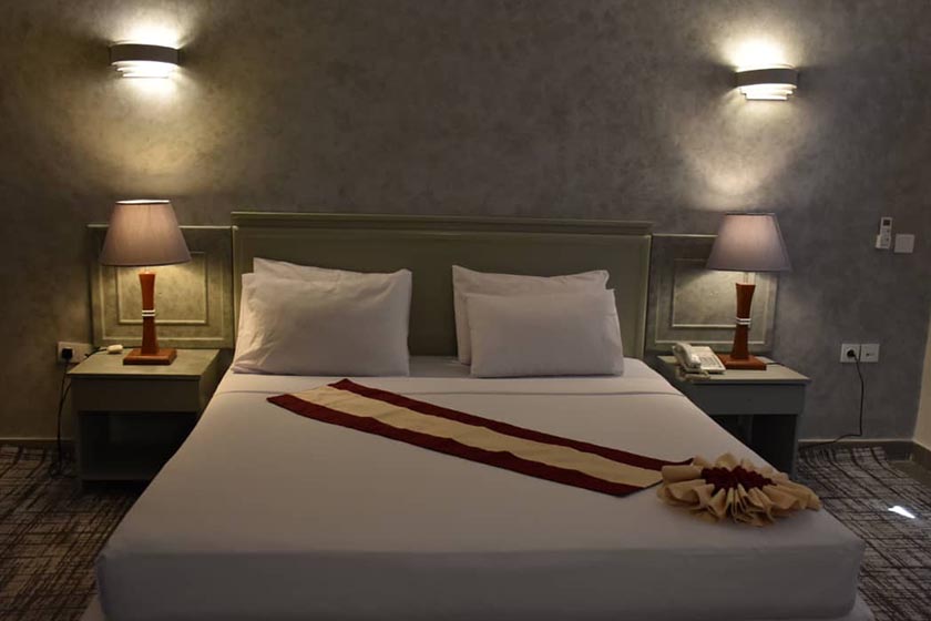 هتل ارم کیش - اتاق دو تخته دبل رویال رو به دریا