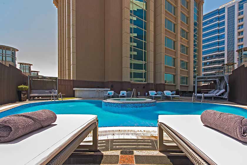 Somewhere Hotel Apartment Dubai - Pool