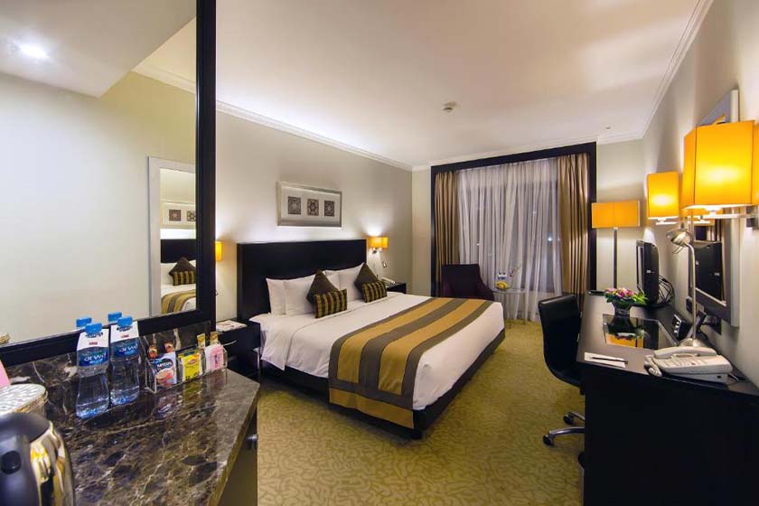 Ramada Plaza by Wyndham Deira Hotel Dubai - Deluxe King Room