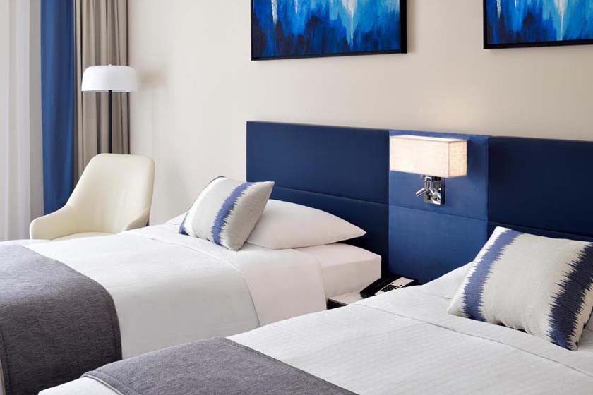 Mövenpick Hotel & Apartments Dubai - Superior Twin Room